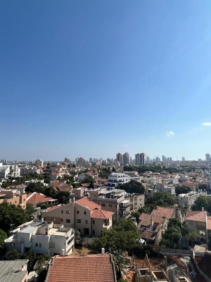 סטודיו חדש ויפה עם נוף לים Apartment Netanya Luaran gambar